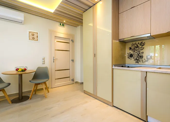 Lägenhetshotell Lobelia Luxury 4*