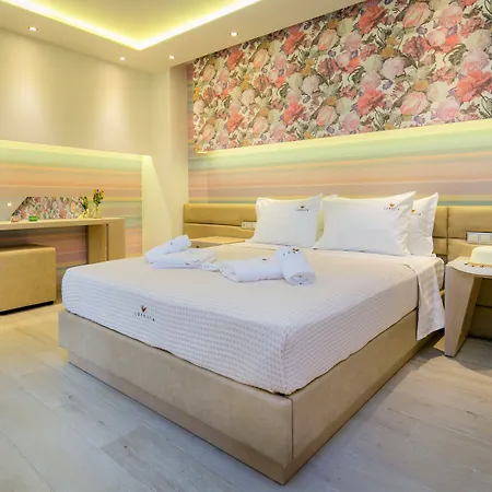 Lobelia Luxury