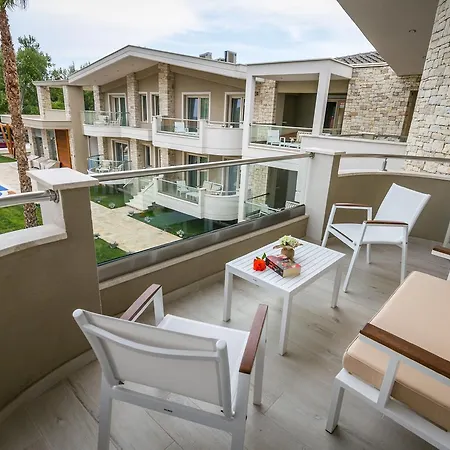 Lobelia Luxury 4*