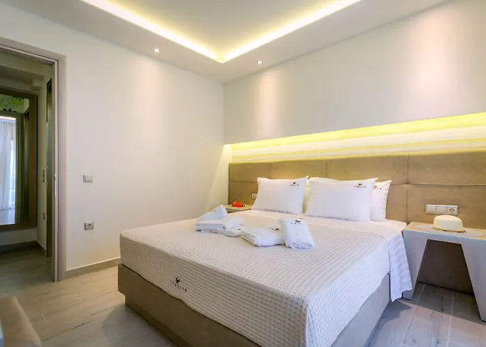 Ξενοδοχείο με διαμερίσματα Lobelia Luxury 4*